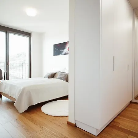 Appartamento Elegant Smichov With Balcony